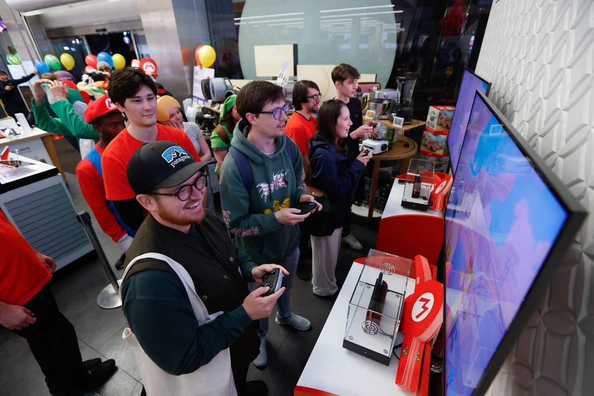 EDITORIAL USE ONLY General view of the Currys Oxford Street store, London, which has opened at midnight, giving Nintendo fans