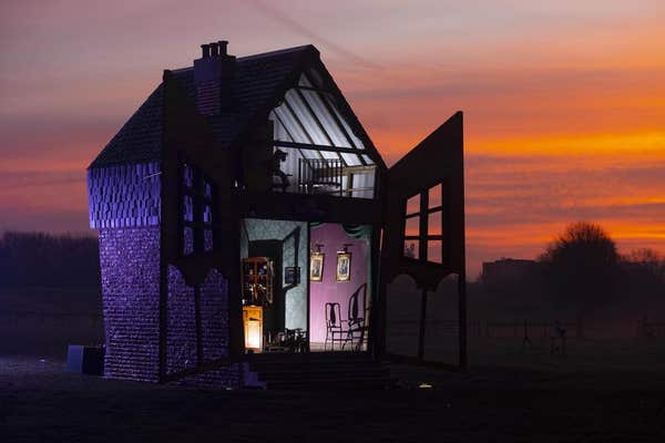 EDITORIAL USE ONLY A pop-up ‘haunted’ doll’s house unveiled by Alton Towers Resort in east London, to mark the official launc