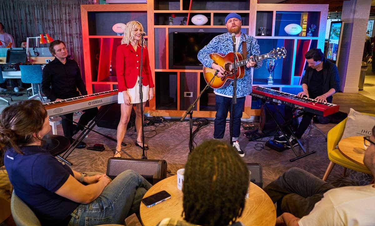 EDITORIAL USE ONLY English singer, Pixie Lott and Scottish singer, Tom Walker go head-to-head in an impromptu performance of